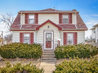 807 N 9th Ave, Maywood, IL 60153