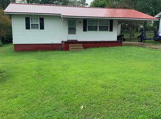 110 N Birch St, Salem, AR 72576