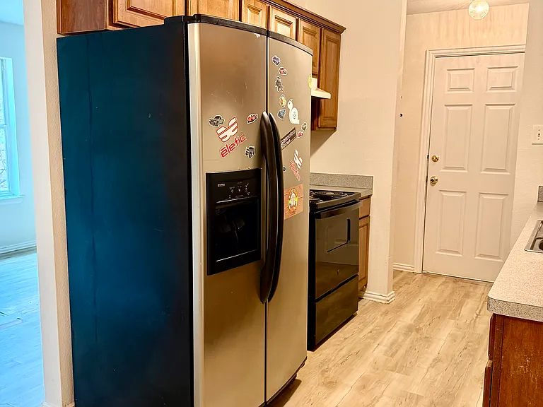 5004 Chapman St #5004 — Photo 12