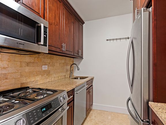 2nd image of 160 E 38th St APT 9C