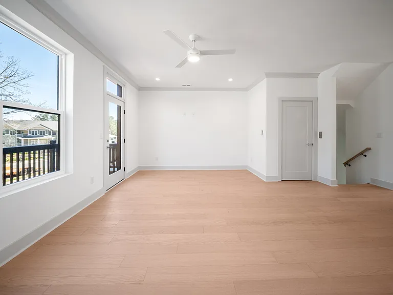 1143 Booth Park Blvd — Photo 12