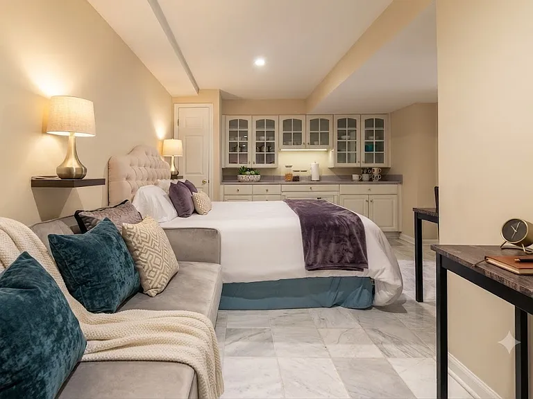 6034 Chesterbrook Rd #B — Photo 19