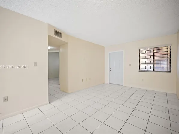 5490 W 21st Ct APT 310, Hialeah, FL 33016
