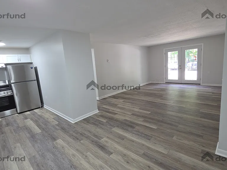 174 Columbus St #4 — Photo 10
