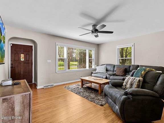 5th image of 4901 Ranchland Dr