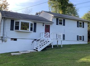 9 Austin Ct #1, Poughkeepsie, NY 12603