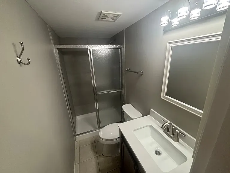 1319 Westbrooke St #1319 — Photo 15