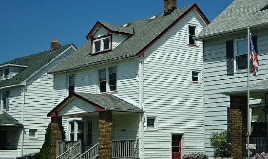 2nd image of 9511 Plymouth Ave