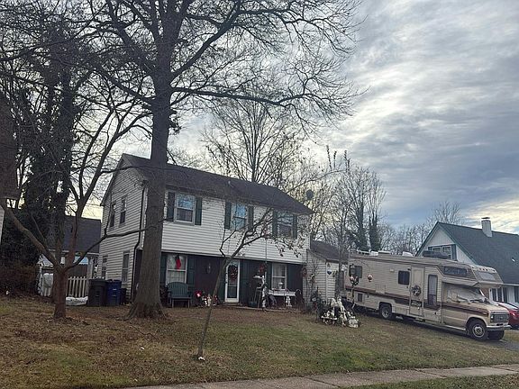 3rd image of 40 Parson Ln