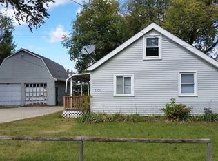 1331 Allen St, Burton, MI 48529