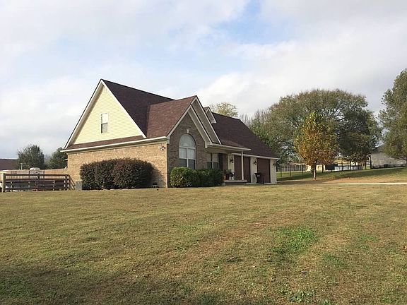 2nd image of 124 Hawks Nest Dr