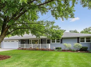 1022 E Division St, Lockport, IL 60441
