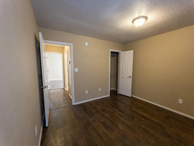 1246 Gracie Ct — Photo 21