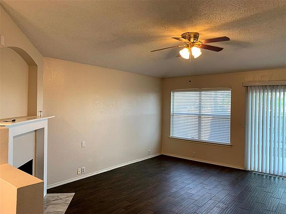 2nd image of 2204 Hamden Ct