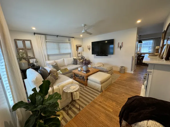 2995 S 99th St, West Allis, WI 53227