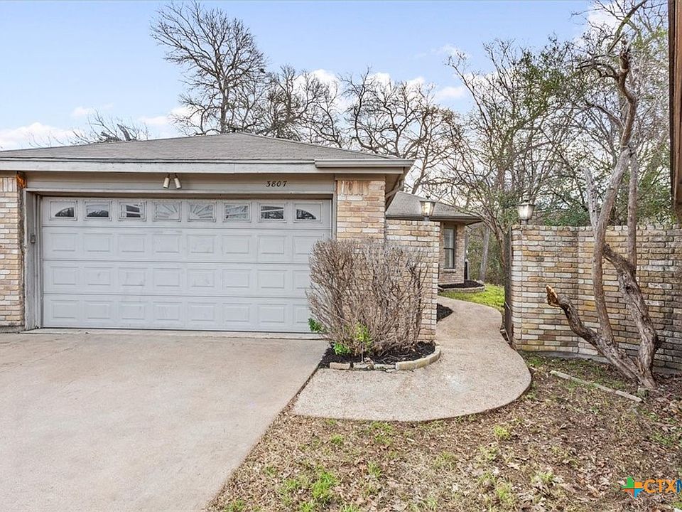 1st image of 3807 River Oaks Cir