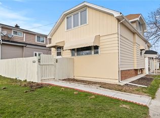 869 Dick Rd, Cheektowaga, NY 14225