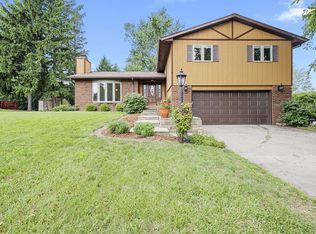 3703 Marjorie Ln, Champaign, IL 61822