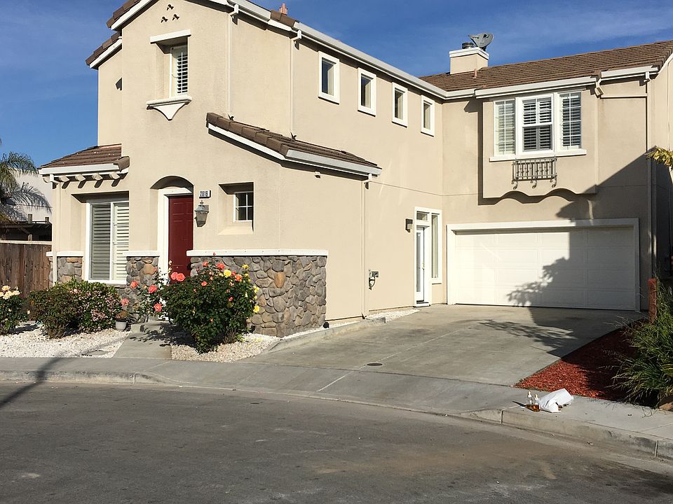 1st image of 2819 Meadowfaire Dr