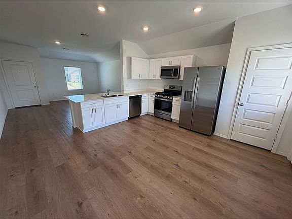 4th image of 2111 W 30th Ave