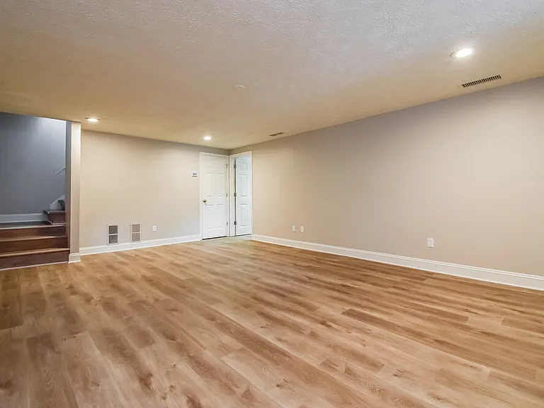 1265 Grayland Hills Dr — Photo 17