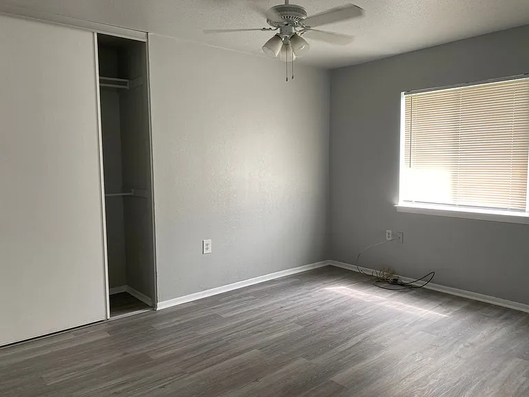 12421 Trailing Oaks St — Photo 16