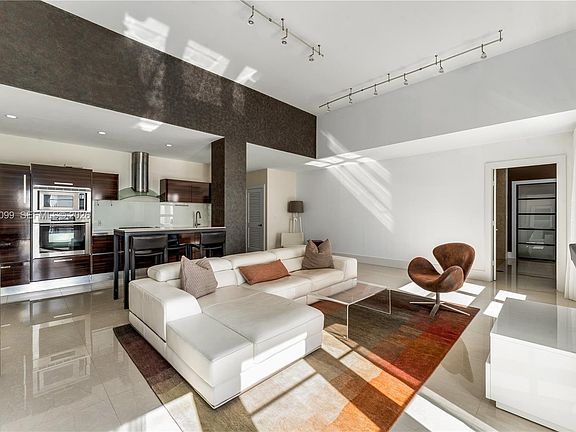 5th image of 3739 Collins Ave #N-604