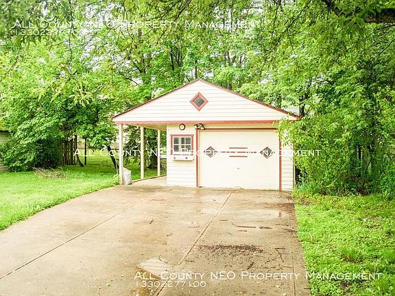 2nd image of 3201 Winthrop Dr
