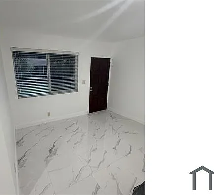 3 bed, 1700 sqft, $3,500 — Photo 2