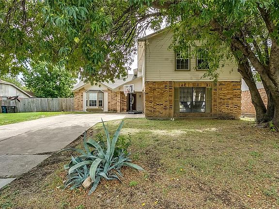 2nd image of 3904 Longstraw Dr
