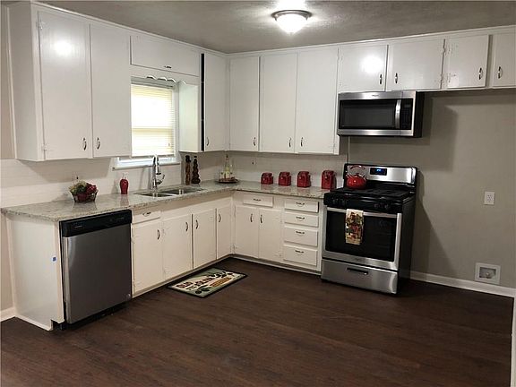 5th image of 5129 Sabelle Ln
