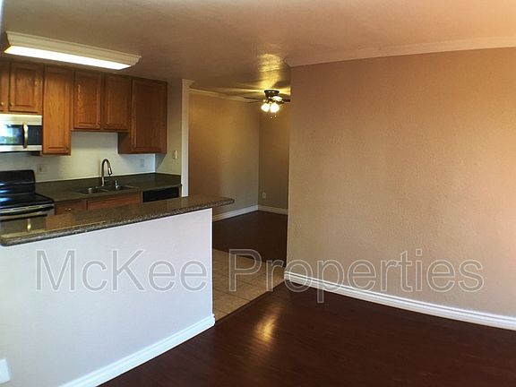 2nd image of 1661 Bayview Heights Dr Unit 18