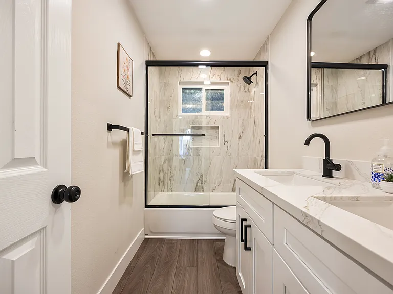 8202 Beaver Lake Dr — Photo 18