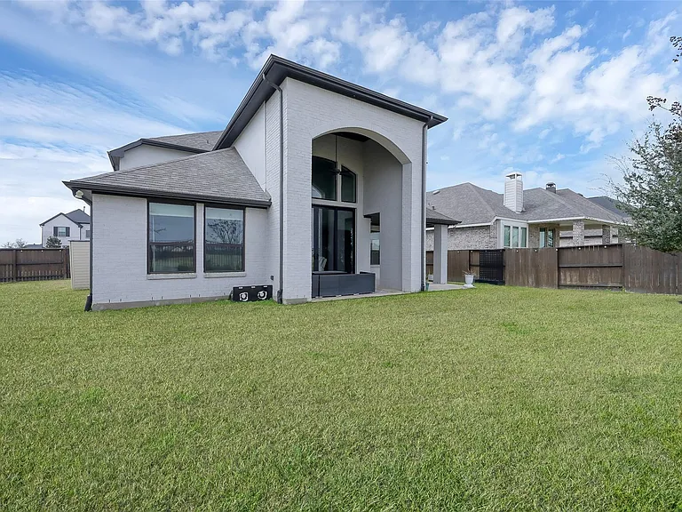 6718 Waxbill Rd — Photo 40