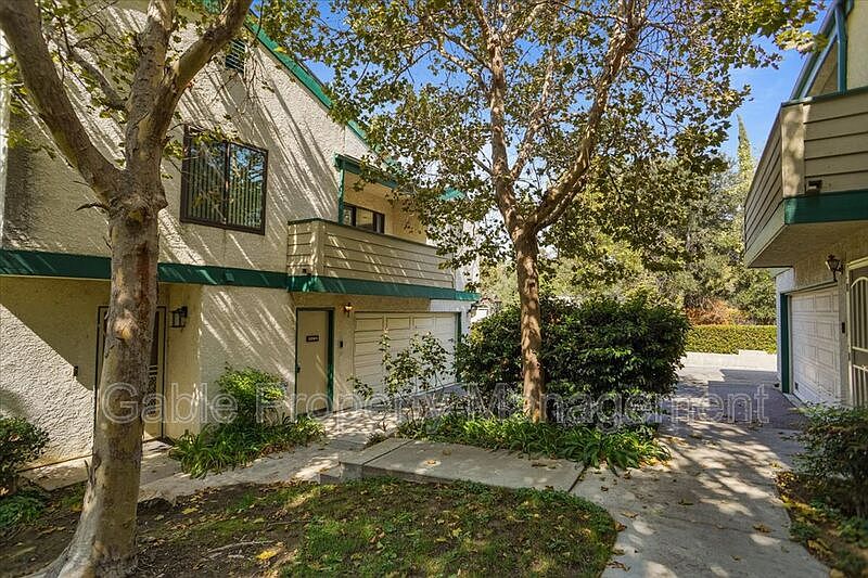 1st image of 23530 Newhall Ave APT 6