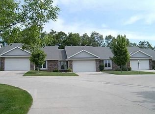 427 E Pleasant Ridge Rd, Carroll, IA 51401