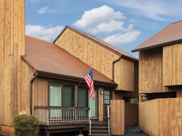 118 Bluebird Dr #4A, Hillsborough Twp., NJ 08844