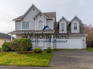 765 SW Puffin St, Oak Harbor, WA 98277