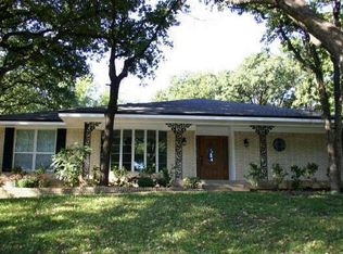 3201 Yellowstone Dr, Arlington, TX 76013