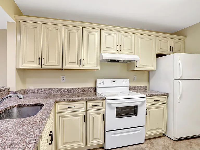 3 Royal Palm Way — Photo 18