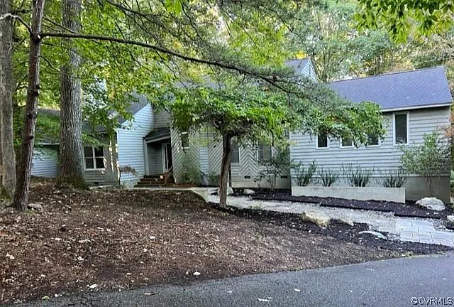 3040 Middlewood Rd — Photo 1