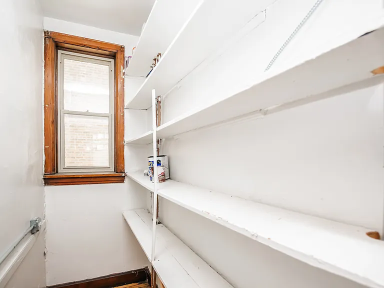 2624 W Iowa St #1R — Photo 11