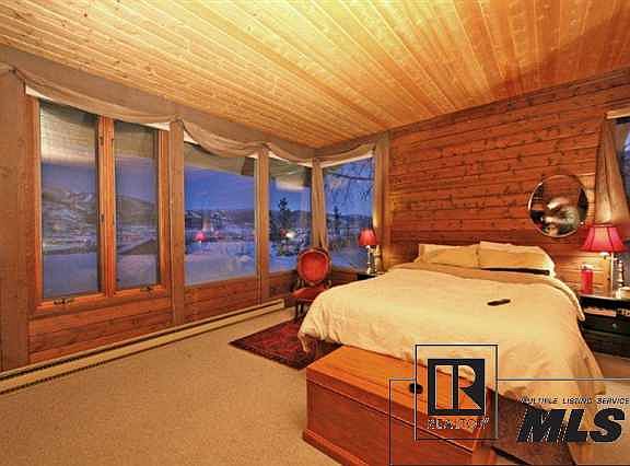 3rd image of 36823 Tree Haus Dr