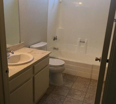 4th image of 1242 Monique Ct APT B