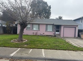 10 Northwood Dr, Woodland, CA 95695