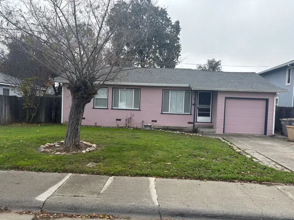 10 Northwood Dr, Woodland, CA 95695