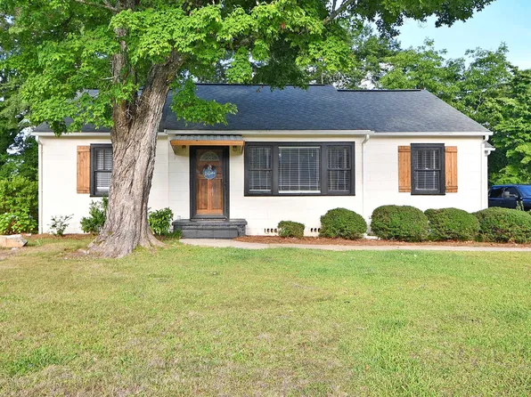 138 Allen Ave, Roanoke, AL 36274