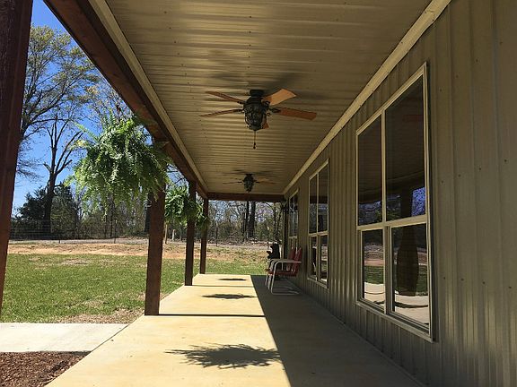 2nd image of 1114 County Road 3506