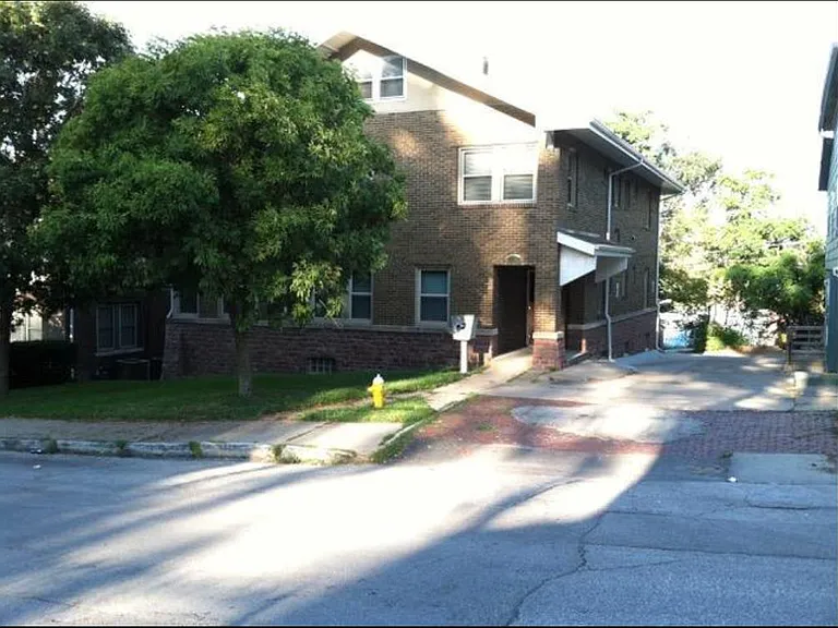 102 Bluff St #3 — Photo 1