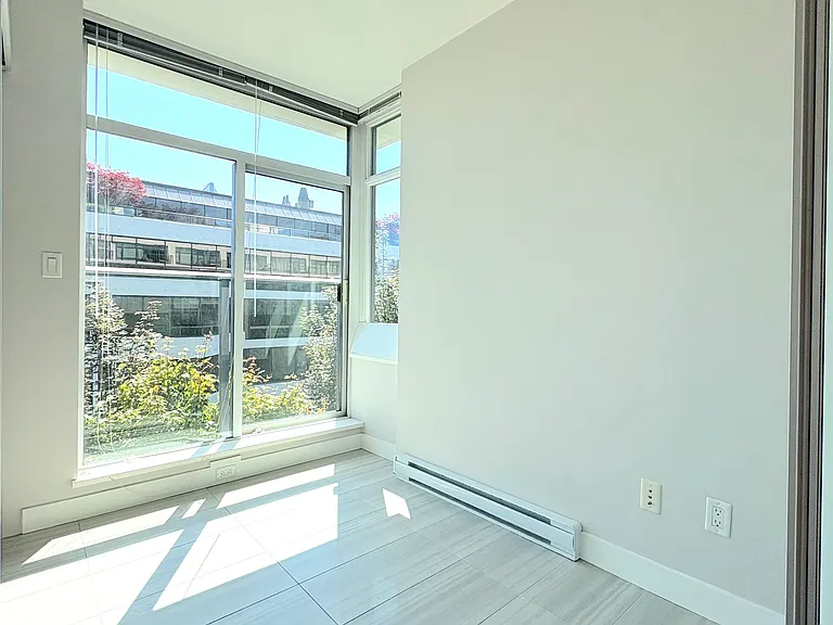 1777 W 7th Ave #522 — Photo 16